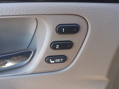 Used 2021 Honda Pilot Touring image 13