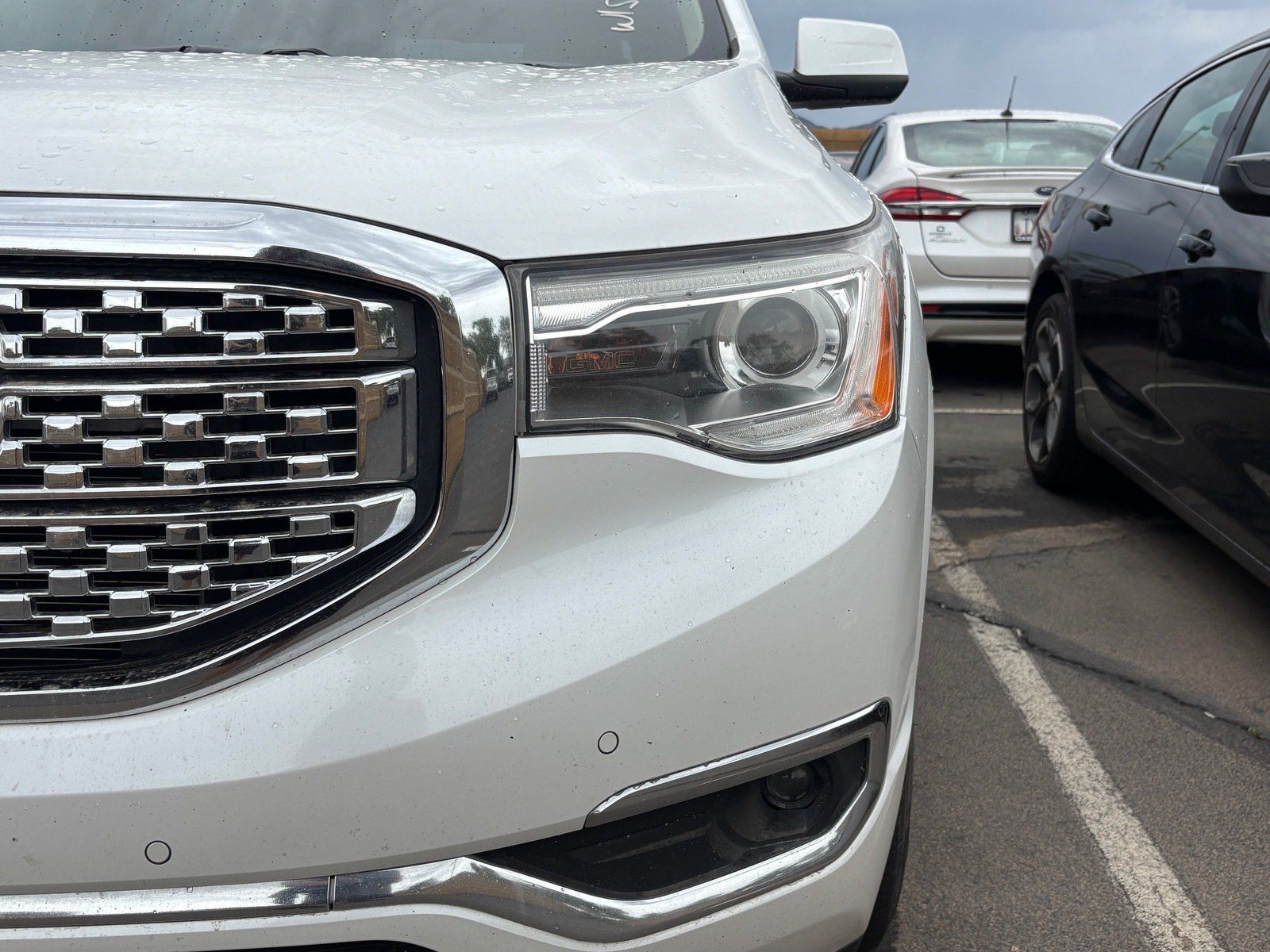 Used 2017 GMC Acadia Denali w/ Technology Package FWD image 8