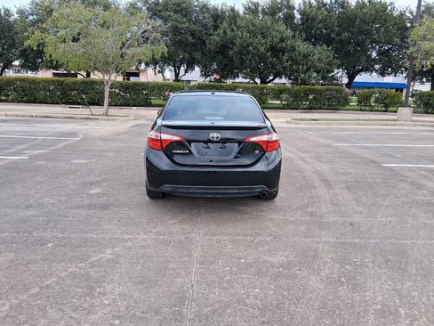 Used 2015 Toyota Corolla S w/ Driver Convenience Package FWD image 5