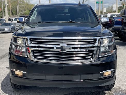Used 2018 Chevrolet Suburban Premier image 15