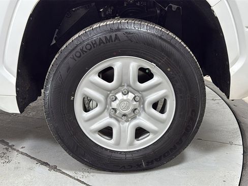 Certified 2025 Toyota Tundra SR image 21