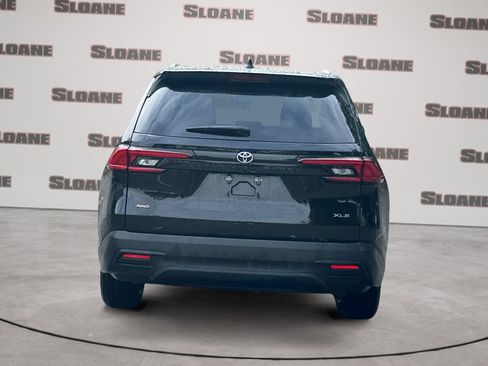 Used 2025 Toyota Grand Highlander AWD image 4