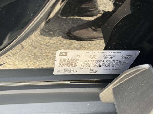 Used 2024 Chevrolet Trax LT FWD image 20