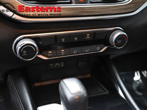Used 2023 Nissan Altima 2.5 SV FWD image 19