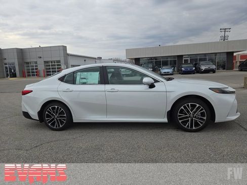 New 2026 Toyota Camry XLE w/ Premium Plus Package image 2