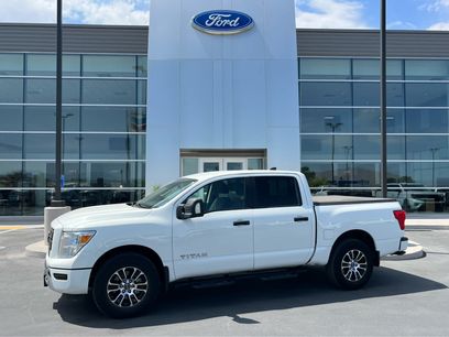 Used 2024 Nissan Titan SV w/ Accessory Utility Package