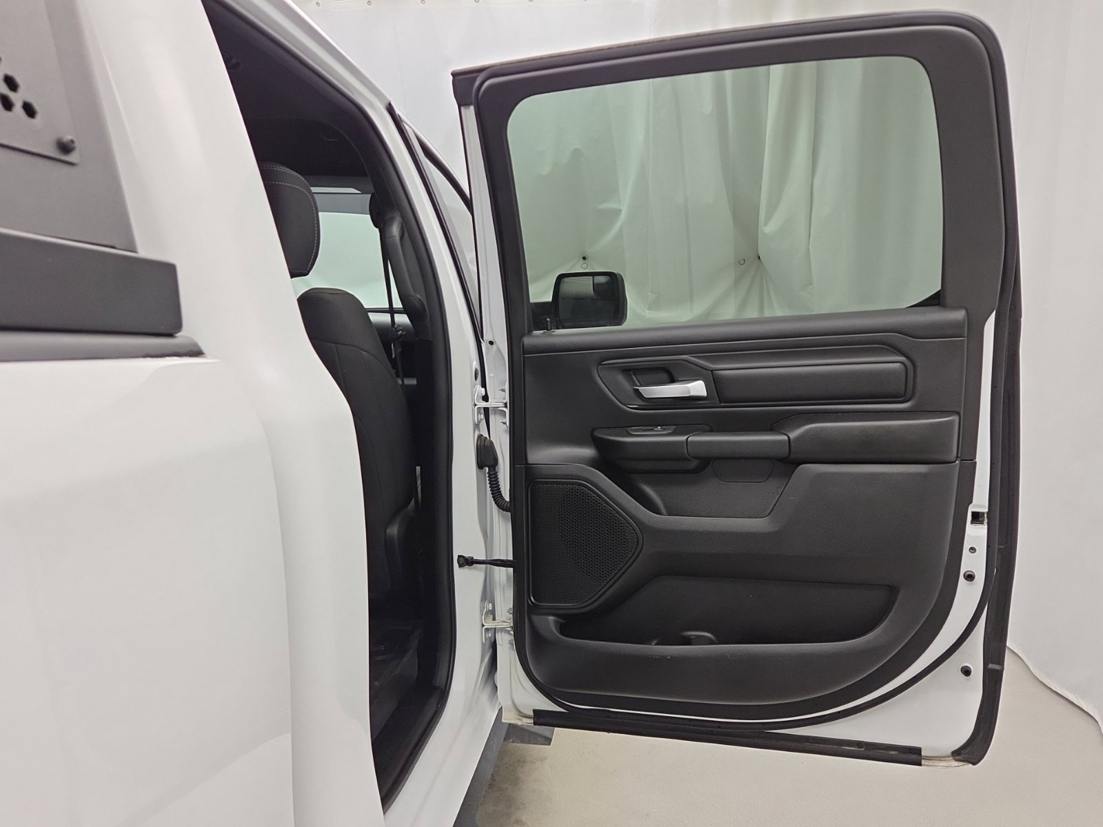 Used 2026 RAM 1500 Warlock AWD/4WD image 36