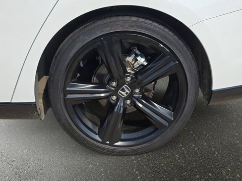 Used 2025 Honda Accord Sport image 36