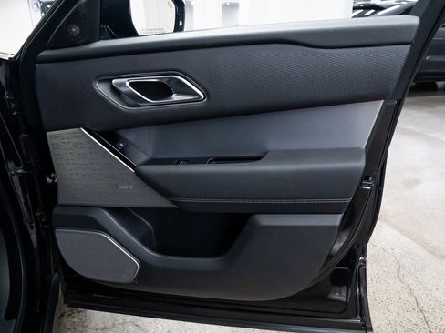 Used 2023 Land Rover Range Rover Velar HST image 23