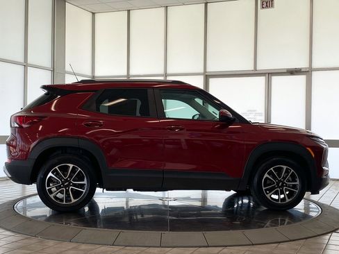 Certified 2024 Chevrolet TrailBlazer LT w/ Convenience Package image 9