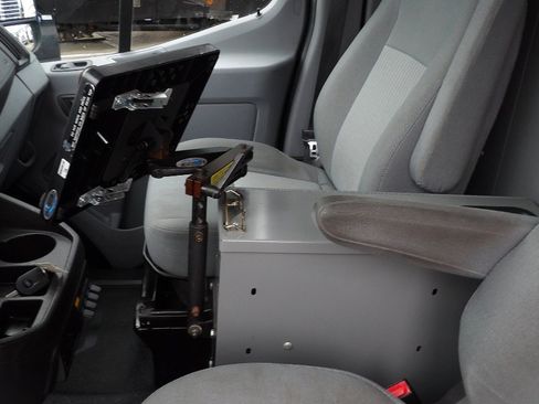 Used 2015 Ford Transit 250 148 Medium Roof RWD image 12