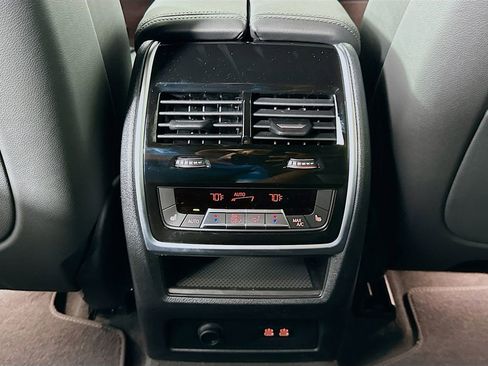 New 2026 BMW X7 xDrive40i image 18