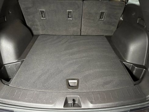 Used 2022 Chevrolet Blazer LT AWD/4WD image 22