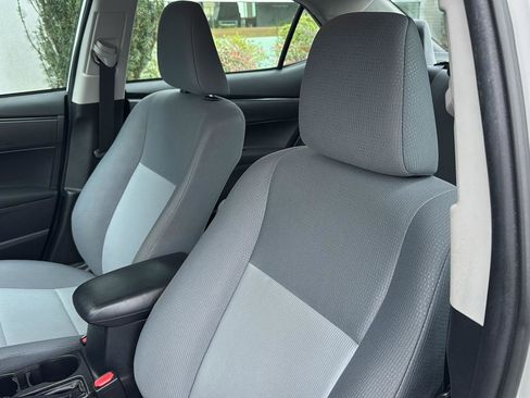 Used 2017 Toyota Corolla LE image 24