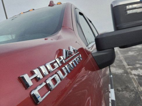 Used 2020 Chevrolet Silverado 2500 High Country w/ Z71 Off-Road Package image 10