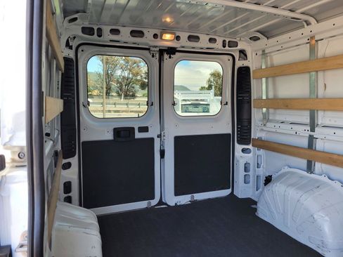 Used 2025 RAM ProMaster 2500 w/ U-Haul Equipment Group FWD image 14