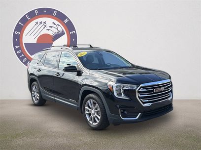 Used 2022 GMC Terrain SLT w/ Infotainment Package II
