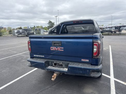 Used 2017 GMC Sierra 1500 SLT AWD/4WD image 3