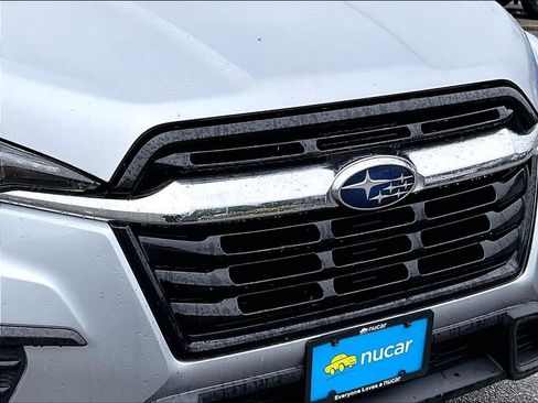 Used 2023 Subaru Ascent Limited AWD/4WD image 32
