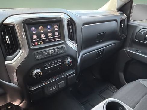 Used 2022 Chevrolet Silverado 1500 Custom w/ Safety Confidence Package AWD/4WD image 24
