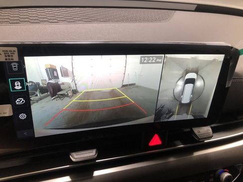 New 2026 Kia Carnival SX Prestige image 37