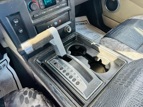 Used 2005 HUMMER H2 4D Sport Utility image 20