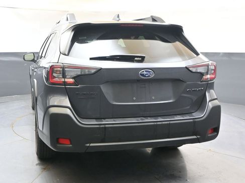 Certified 2025 Subaru Outback Onyx Edition AWD/4WD image 4