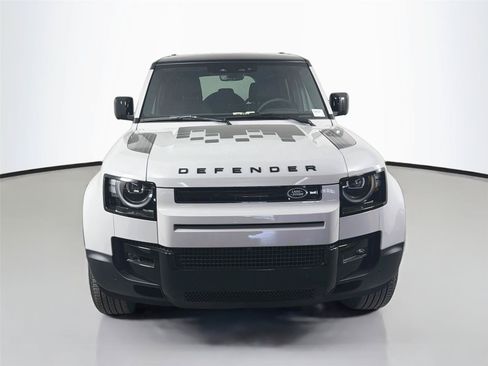 New 2026 Land Rover Defender 110 S AWD/4WD image 2