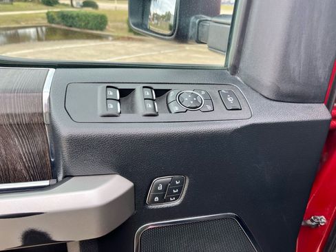 Used 2021 Ford F350 Lariat w/ Lariat Ultimate Package image 12