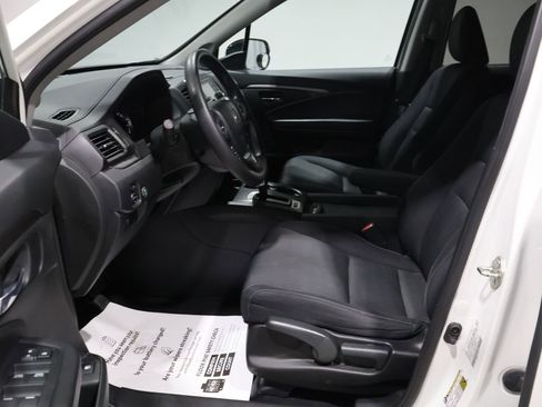 Used 2019 Honda Ridgeline Sport image 11