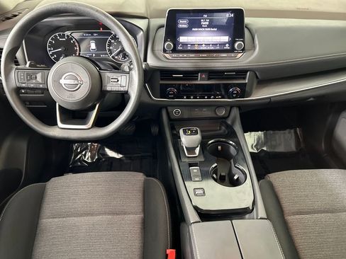Used 2023 Nissan Rogue SV image 27