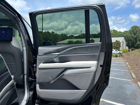Used 2025 Cadillac Escalade IQ Sport 1 w/ Smart Trailering package AWD/4WD image 71