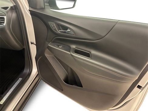 Used 2019 Chevrolet Equinox Premier image 15