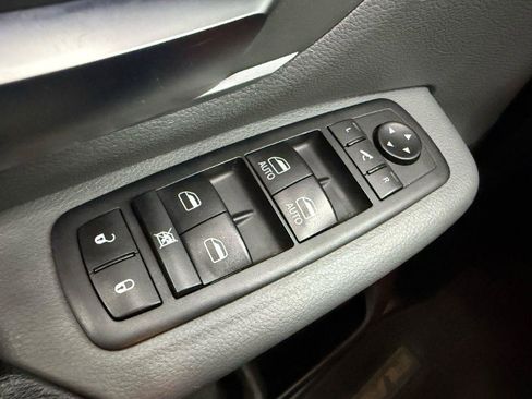 Used 2020 RAM 1500 Big Horn RWD image 11