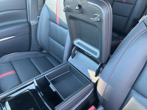 New 2026 Chevrolet Traverse RS image 30