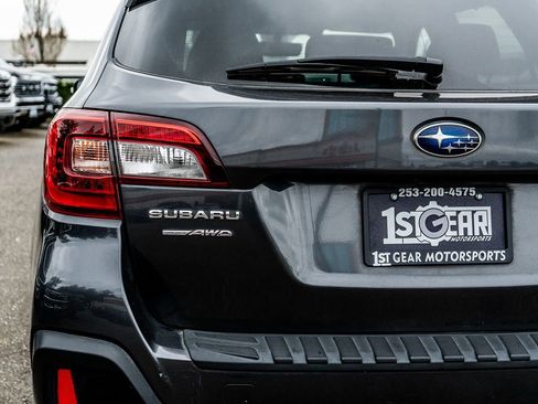 Used 2019 Subaru Outback 2.5i Premium w/ Popular Package #2 AWD/4WD image 10