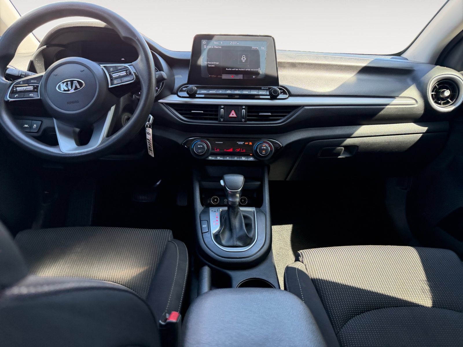 Used 2019 Kia Forte LXS FWD image 11