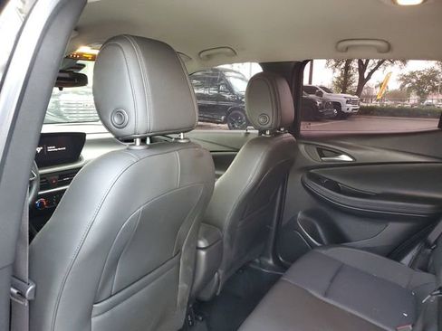 Used 2025 Buick Encore GX Preferred image 8