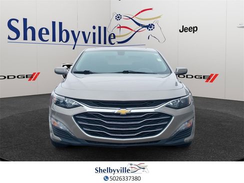 Used 2022 Chevrolet Malibu LT image 2
