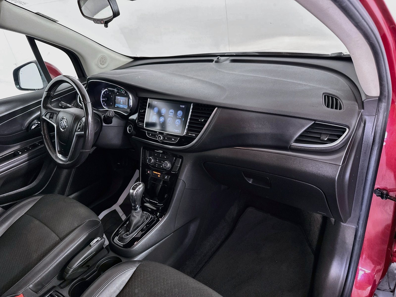 Used 2018 Buick Encore Preferred FWD image 26