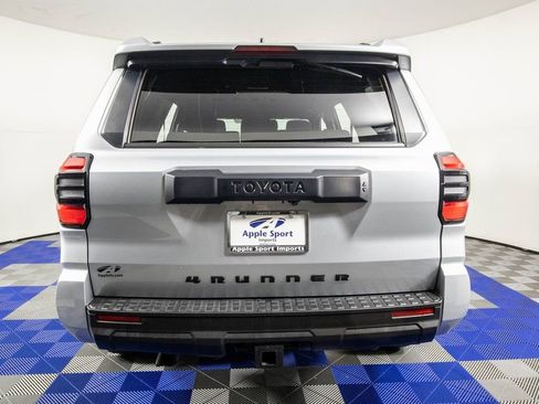 Used 2025 Toyota 4Runner SR5 image 6