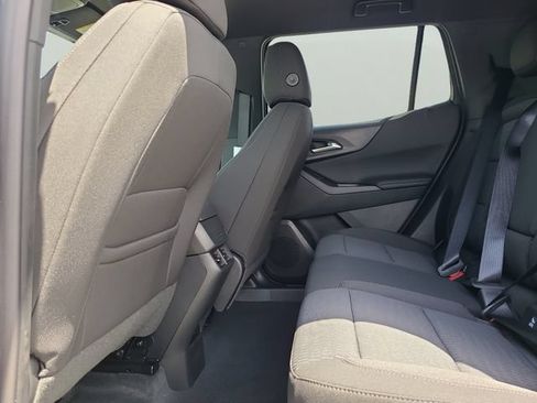 New 2026 Chevrolet Equinox LT w/ Safety and Technology Package FWD image 11