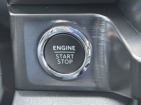 New 2026 Ford F250 Lariat w/ Chrome Package image 29