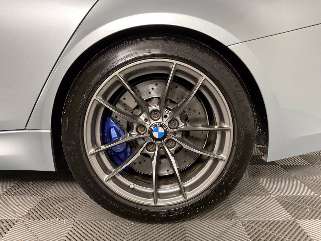 Used 2018 BMW M3 RWD image 10
