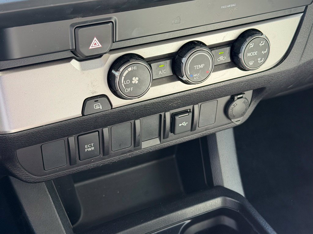 Used 2021 Toyota Tacoma SR w/ SR Convenience Package RWD image 17