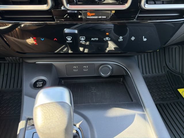 Used 2026 Nissan Sentra SV w/ SV Convenience Package FWD image 15