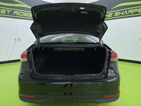 Used 2018 Kia Forte LX w/ LX Popular Package image 9