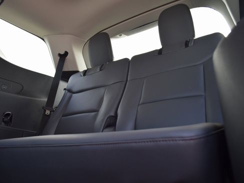 New 2026 Ford Explorer Active w/ Active Comfort Package image 21