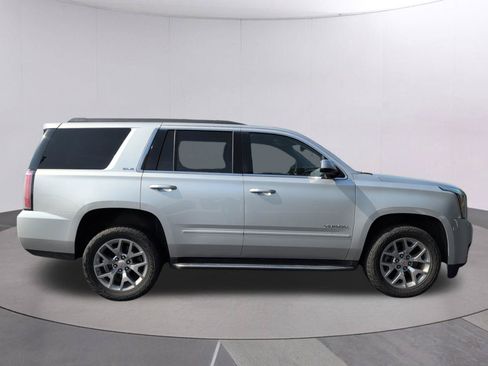 Used 2018 GMC Yukon SLE w/ SLE Value Package RWD image 6