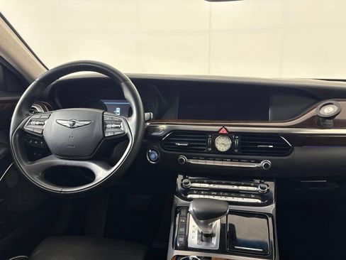 Used 2018 Genesis G90 3.3T Premium RWD image 22
